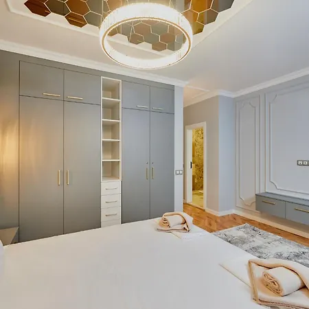 Апартаменты Florance Luxury In *